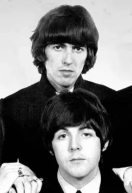 Всемирный день The Beatles с гр. Ракеты — Кабаре-кафе «Бродячая собака» — афиша