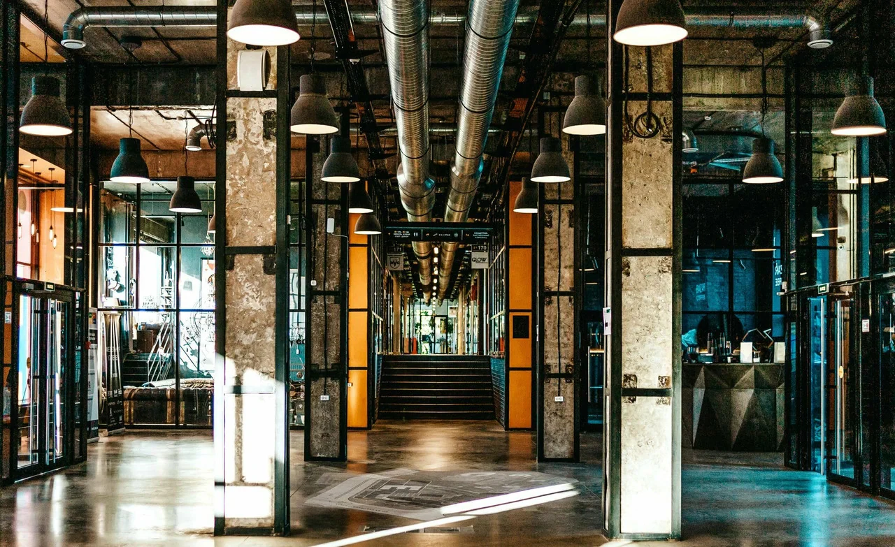 Design District DAA (Ex. Artplay) — выставочный зал — метро Новочеркасская