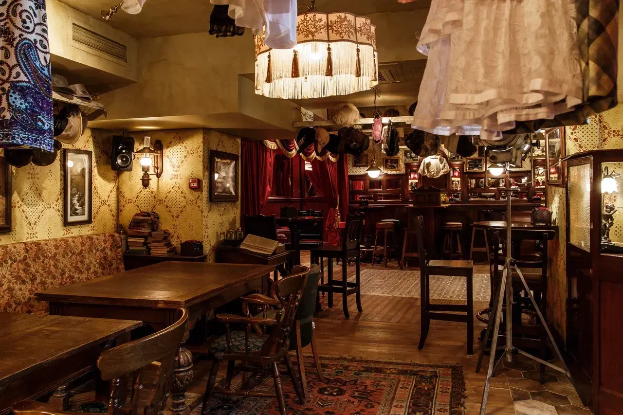 Обложка — Abbey Players Pub