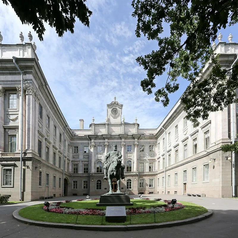 Обложка — Мраморный дворец, Русский музей