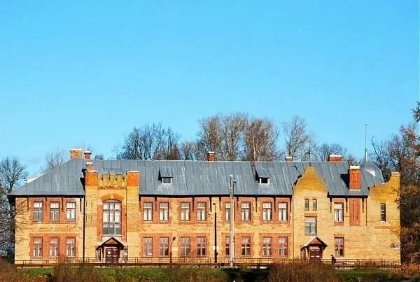 Обложка — Кингисеппский историко-краеведческий музей