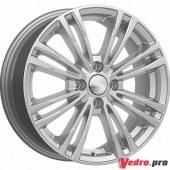 Колесный диск SKAD Ламар 6.5x16 4x108 ET37 DIA63.35 Чёрный глянцевый с полированной лицевой частью