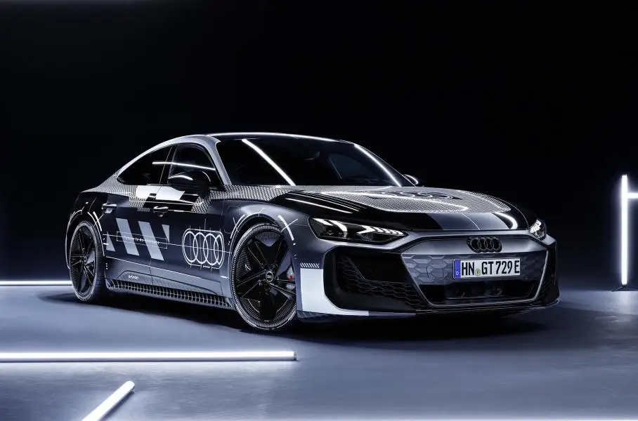 Audi e-tron GT стал мощнее! Новая силовая установка вас удивит!