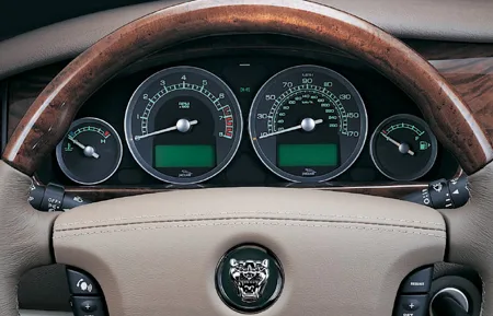 Jaguar Stype 3.0 EXECUTIVE (J01FD)