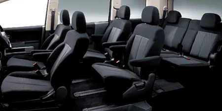 Mitsubishi Delica D5 C2 G NAVI PACKAGE (CV5W)