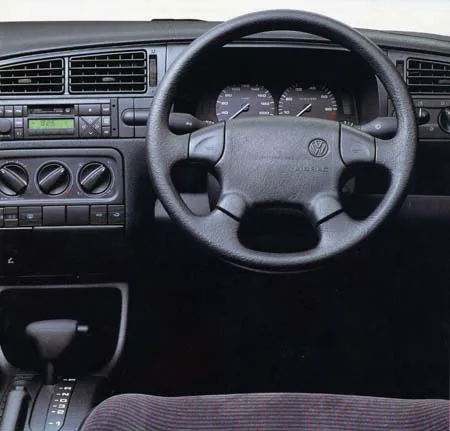 Volkswagen Golf GTI 16V (1HAAA / 1HABF)