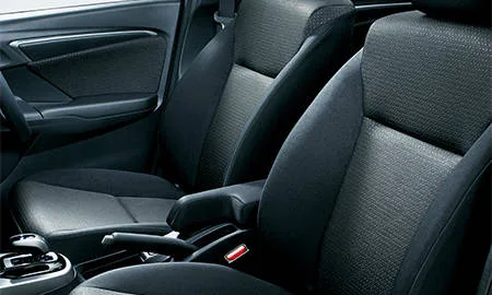 Honda Fit 13G F PACKAGE COMFORT EDITION (GK3)