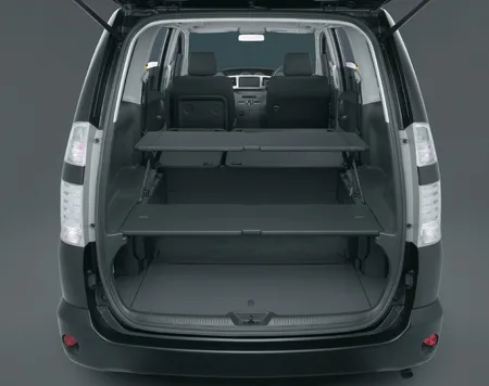 Toyota Voxy X (AZR60G)