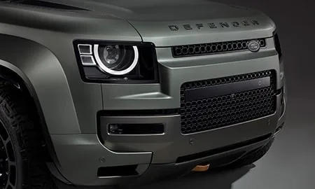 Land Rover Defender OCTA EDITION ON (LE82EAD / LE7449AD)
