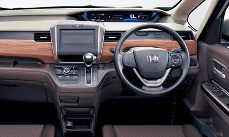 Honda Freed Plus G HONDA SENSING (GB5)