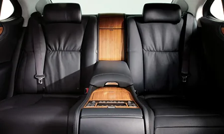 Lexus LS600H F SPORT (UVF45)