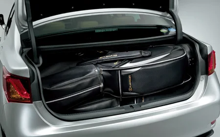 Lexus GS450H VERSION L (GWL10)