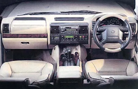 Land Rover Discovery V8i S (LT56)
