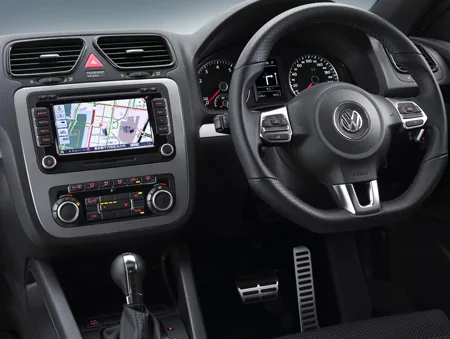 Volkswagen Scirocco 2.0TSI (13CCZ)