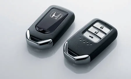 Honda Grace LX (GM9)