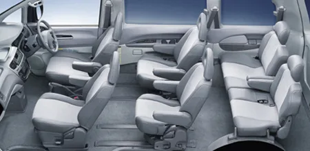 Mitsubishi Delica Space Gear CHAMONIX (PD6W)