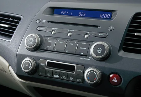 Honda Civic 1.8S (FD1)