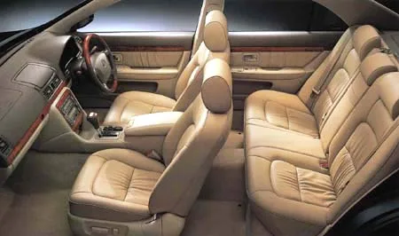 Toyota Progres NC300 IR VERSION (JCG11)
