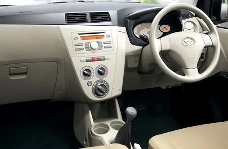 Daihatsu Mira TX (L275V)