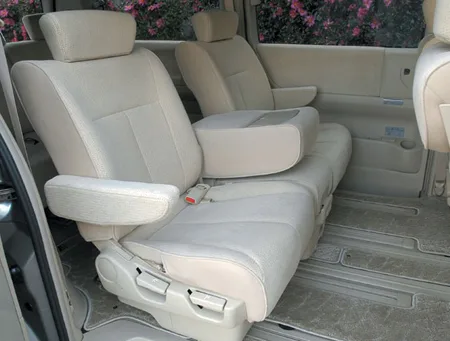 Nissan Elgrand V (MNE51)