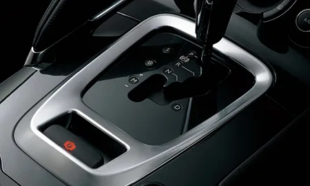 Peugeot 3008 PREMIUM (T85F02)