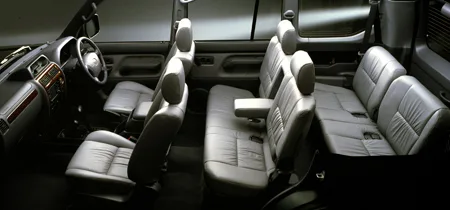 Toyota Land Cruiser Prado TZ (VZJ95W)