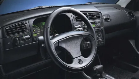 Volkswagen Golf GTI 16V (1HAAA / 1HABF)