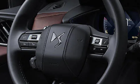 Citroen DS3 Crossback LA PREMIERE ()