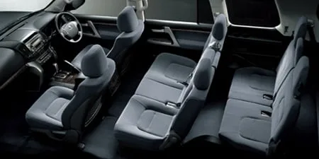 Toyota Land Cruiser AX G SELECTION (URJ202W)