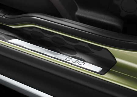 Volvo C30 T5 R-DESIGN (MB5254)
