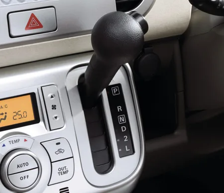 Nissan Moco E CHOCOLATIER (MG22S)