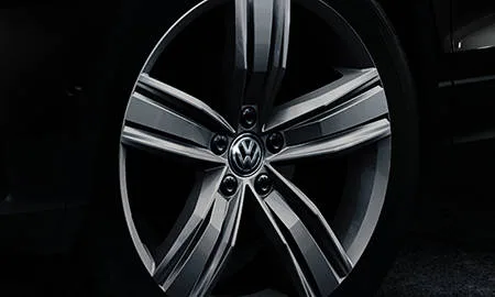 Volkswagen Tiguan DYNAUDIO EDITION (5NCZE)
