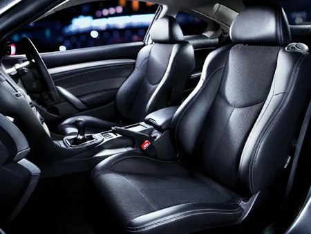 Nissan Skyline 370GT (CKV36)