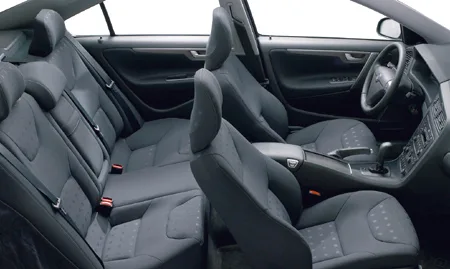 Volvo S60 BASEGRADE (RB5244)