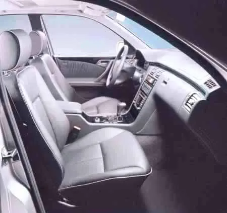 Mercedes Benz Eclass Stationwagon E320 STATIONWAGON AVANTGARDE (210265 / 210270)