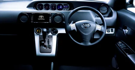 Toyota Corolla Rumion 1.8S AEROTOURER (ZRE154N)
