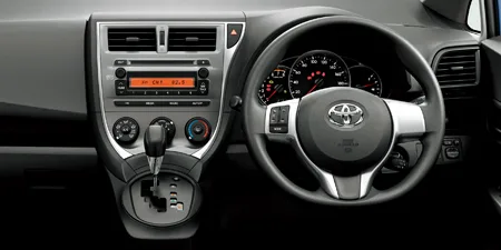 Toyota Ractis X (NCP120)