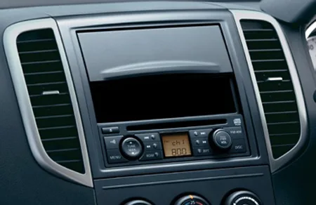Nissan Wingroad 15S FOUR (NY12)
