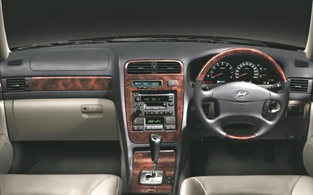 Hyundai XG300 базовая (TXG30)