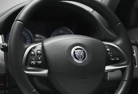 Jaguar XF 5.0 PREMIUM LUXURY (J05LB)