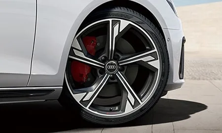 Audi A4 S-LINE COMPETITION PLUS (8WDDWF / 8WDEM)