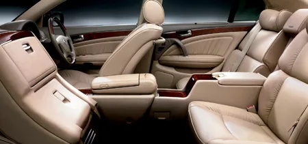 Nissan President SOVEREIGN (PGF50)