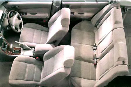Nissan Cefiro Wagon 20 CRUISING (WA32)