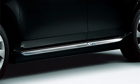 Toyota BB Z KIRAMEKI (QNC21)