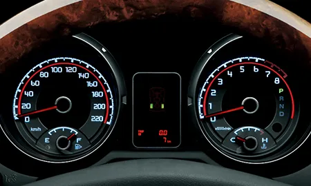 Mitsubishi Pajero LONG GR (V93W)