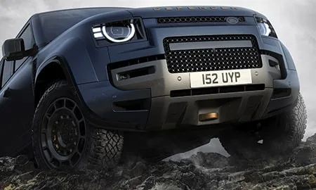 Land Rover Defender OCTA (LE82EAD / LE7449AD)