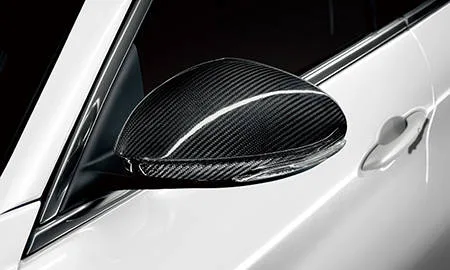 Alfa Romeo Giulia SUPER MONOCHROME EDITION (95220 / 95229)