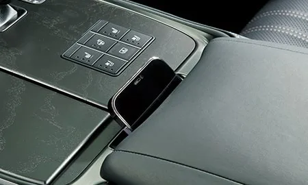 Lexus LS500 EXECUTIVE (VXFA50)
