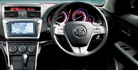 Mazda Atenza Sport Wagon 25S (GH5FW)