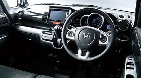Honda Nbox MODURO X G TURBO PACKAGE (JF1)